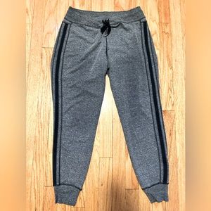 Athleta LAX Sweatpants Jogger Heathered Grey